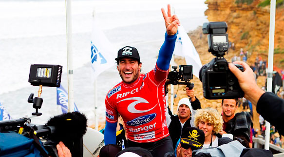 Joel Parkinson wins the 50th Annual Rip Curl Pro Bells Beach. Photo: ASP/Kirsten