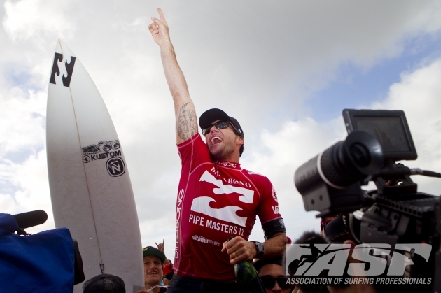 Joel Parkinson wins his first 2012 ASP World Title. Photo: ASP/Kirstin