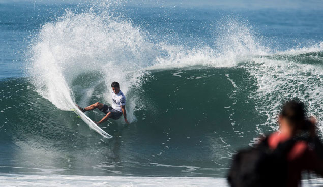 Adriano. Man strength. Photo: Kolesky/Nikon/Lexar