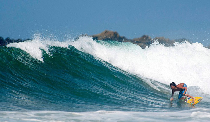 Sonny sizes up a relatively large peak. Photo: Facebook | ISA 