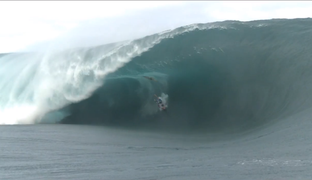 Alain Riou Teahupoo Wipeout