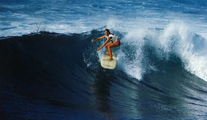 10 Inspiring Women Surfers - The Salt Sirens