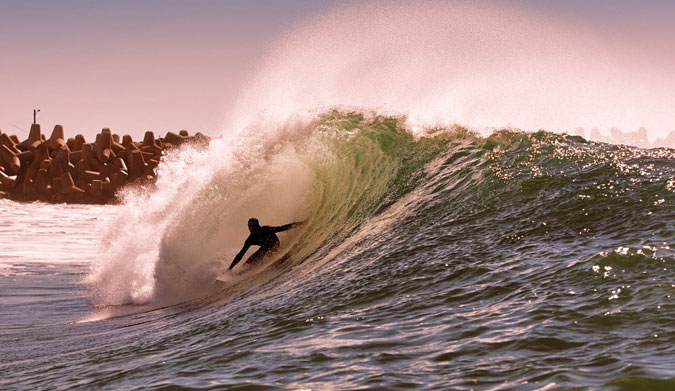 Ambassador Evan Luth clocking in some tube time on a Moss Research sled.