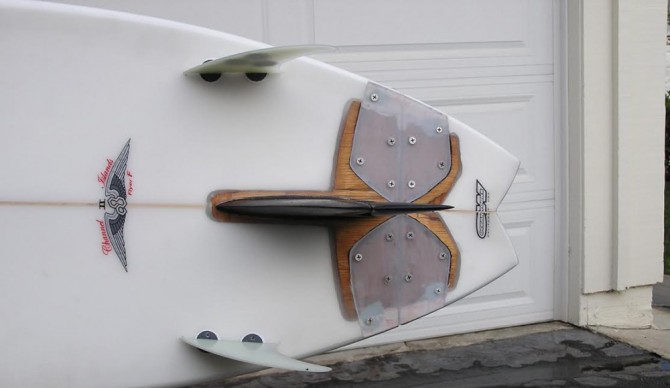 A close up of Kelley's wild fin system. Don't break this thing on a boat trip, our guess is your local shaper won't know how to repair it. Photo: emotionsports.com