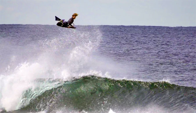 bodyboard, air 360˚  Surfing waves, Bodyboarding, Surfing