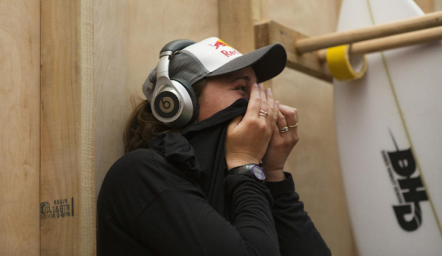 Carissa holed up in the locker room as she awaited the results. WSL / Kelly Cestari