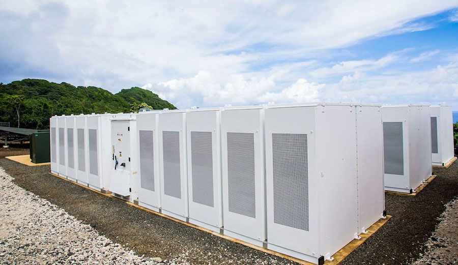 The battery system also allows the island to use stored solar energy at night, meaning renewable energy is available for use around the clock. Image: SolarCity