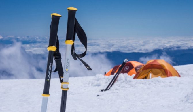 This ski pole collects avalanche data for you Photo: Mountain Hub