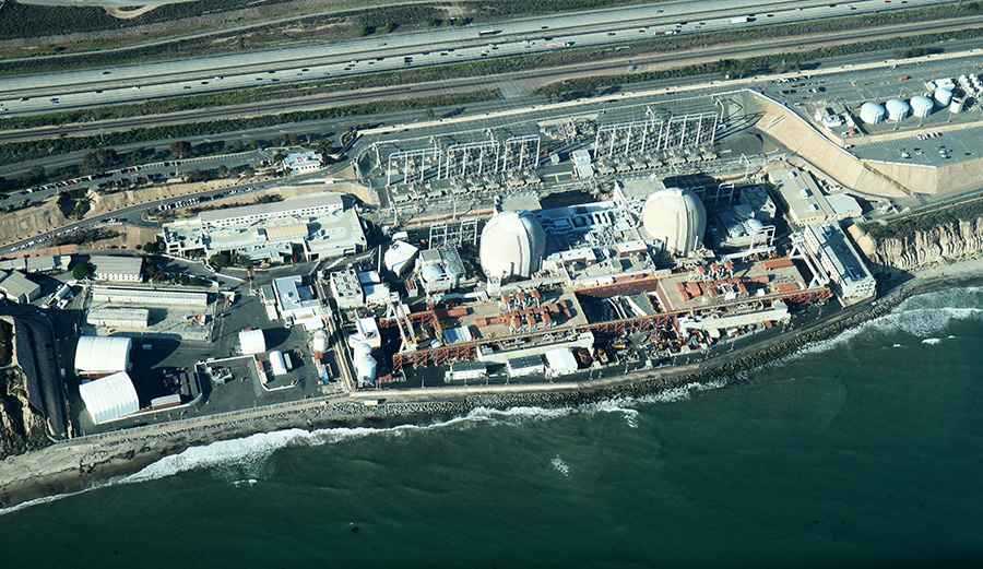 San Onofre Nuclear Generating Station, circa 2012. Photo: Wikimedia Commons