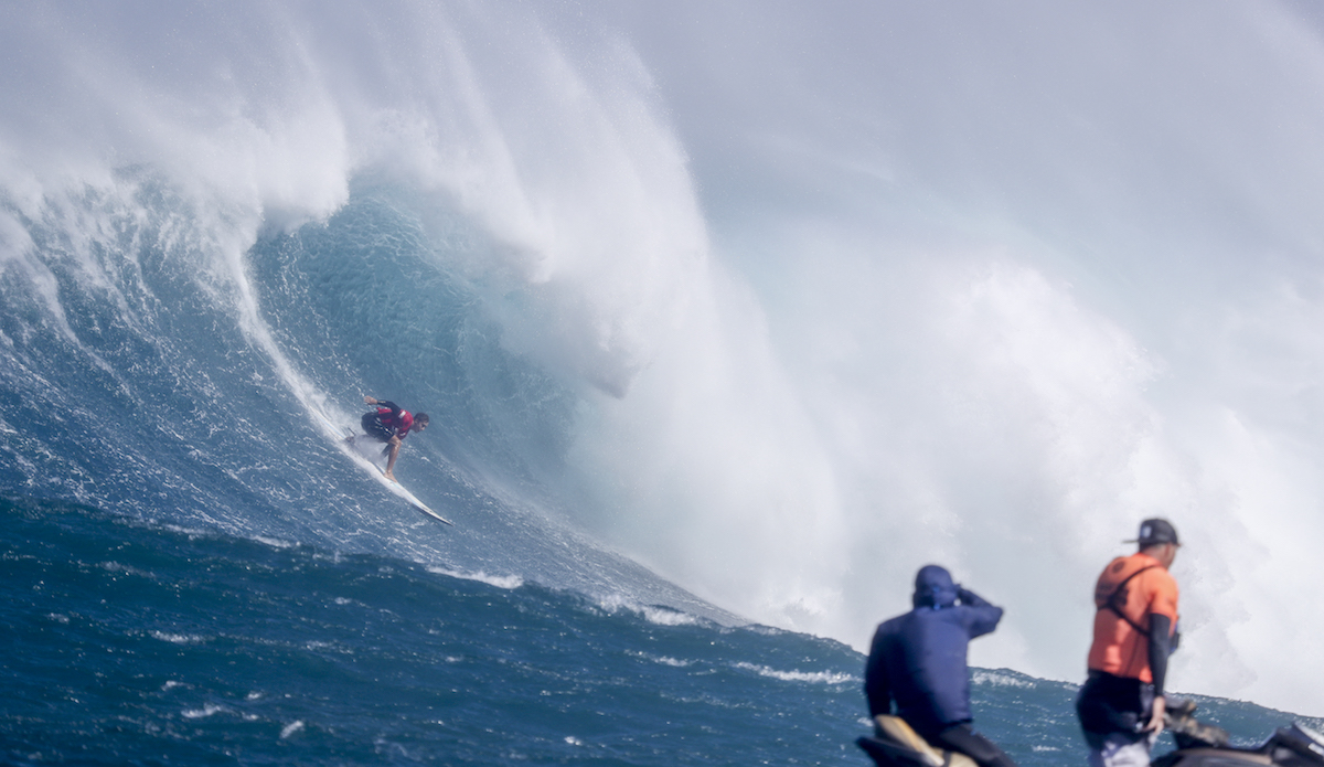 Koa Rothman eyeing a backhand tube section. Photo: WSL/Hallman