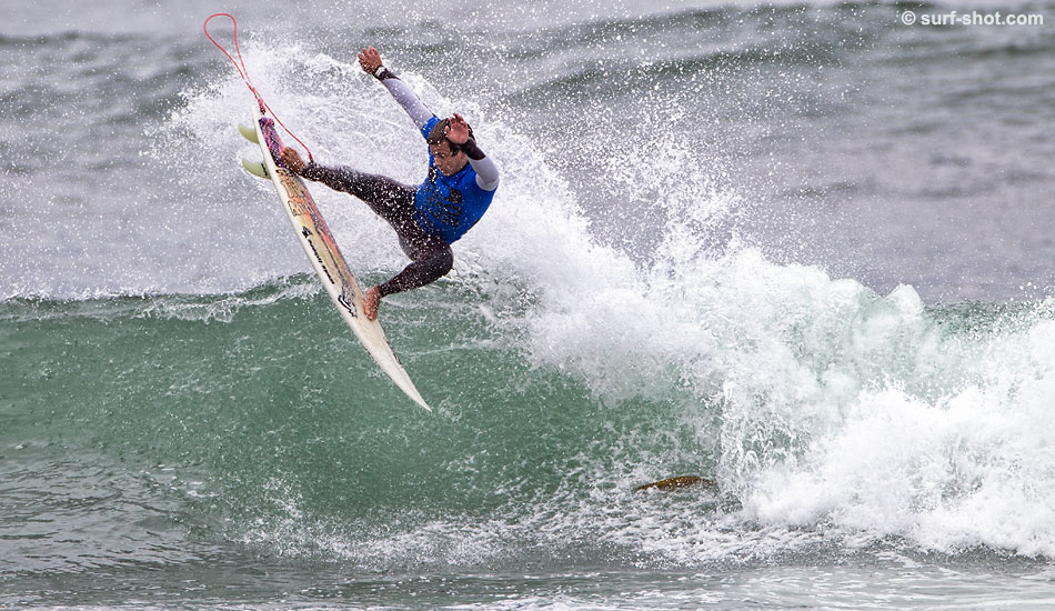 “This is huge, to win this big event,\" said Keanu Asing, who claimed the Oakley Pro Junior event. \"It’s a 5-Star, it’s one of the biggest wins of my career for sure.” Photo: <a href=\"http://surf-shot.com\" target=\"_blank\">Surf-Shot.com</a>/Schmid