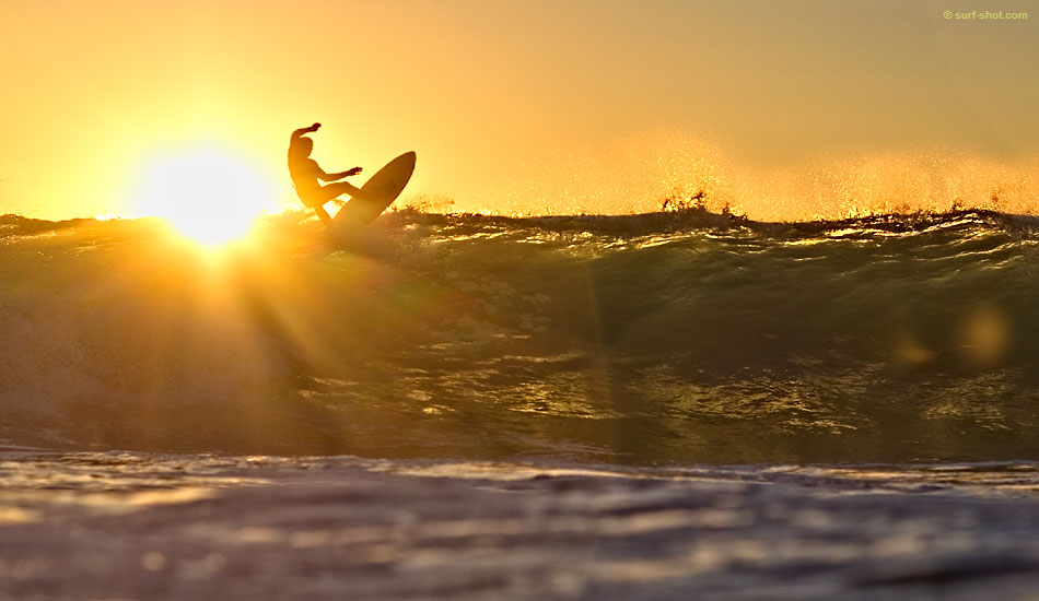 Black gold in January. Photo: Chuck Schmid/<a href=\"http://surf-shot.com/\" target=\"_blank\">Surf-Shot.com</a>