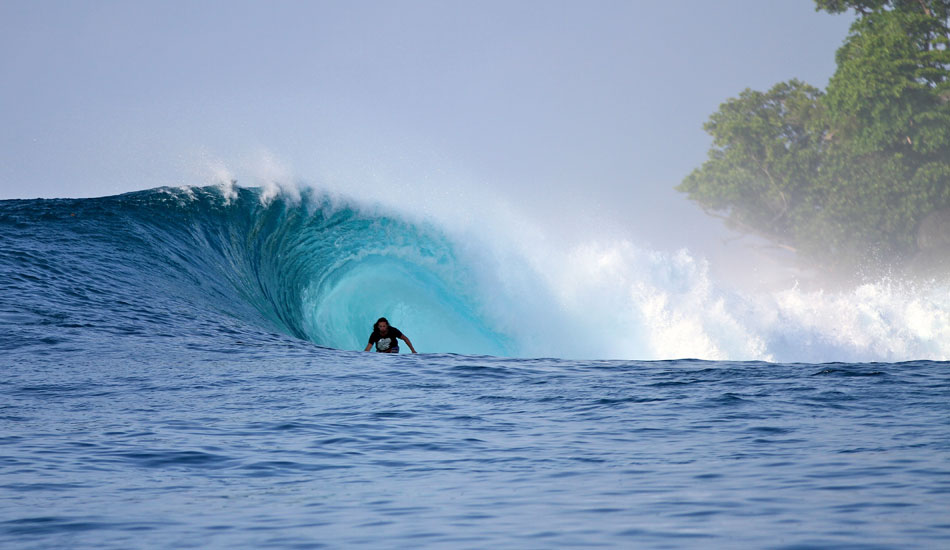 Unknown surfer below sea level at Treasure Island. Photo: <a href=\"http://instagram.com/alexandercleland\" target=\"_blank\">Alexander Cleland</a>.