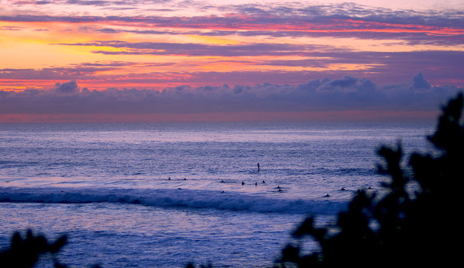 Pink sky. Photo: <a href=\"http://www.alohasurfjournal.com\">Aloha Surf Journal</a>