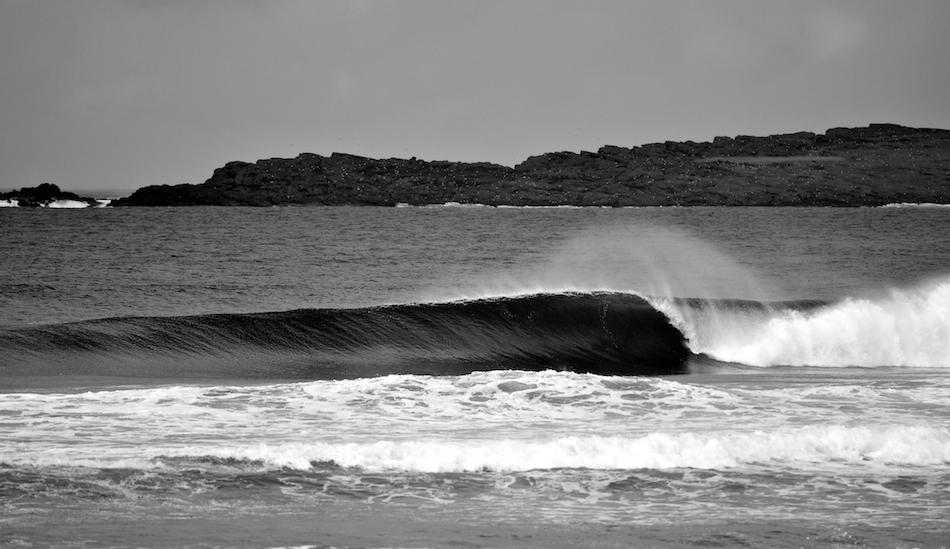 Skerrie Islands, Portrush, with another unridden perfect righthander. Photo: <a href=\"www.andyhillphotography.com\">Andy Hill</a>