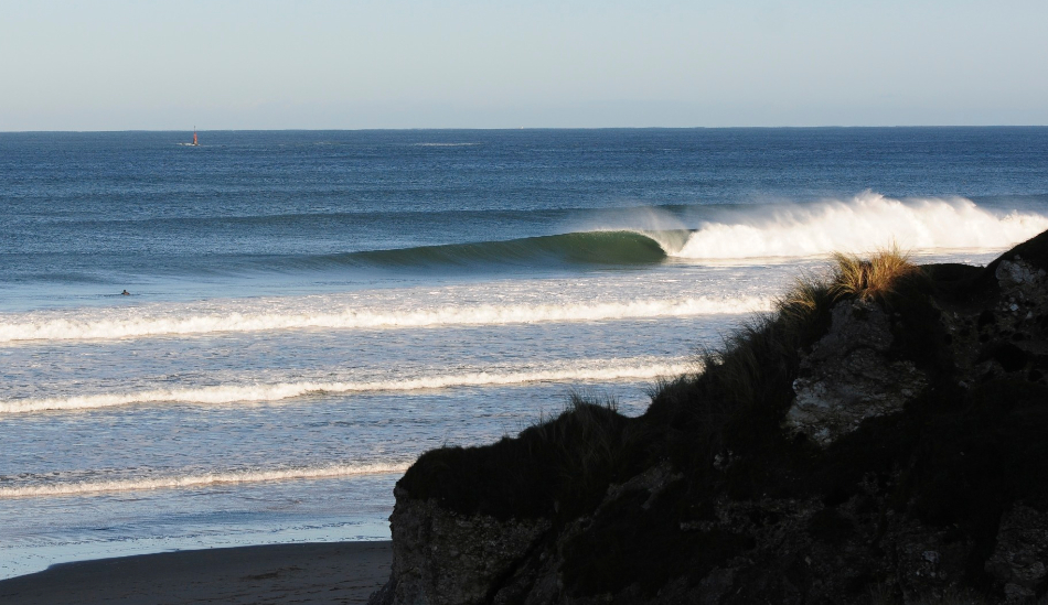 Superbank. Nov., 2011. Whiterocks, Portrush. Photo: <a href=\"www.andyhillphotography.com\">Andy Hill</a>