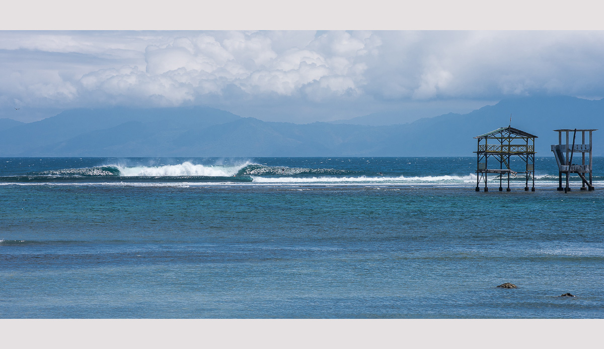 The most mesmerizing A-frame there ever was.  Lakey Peak has it all. Photo: Austin Robertson