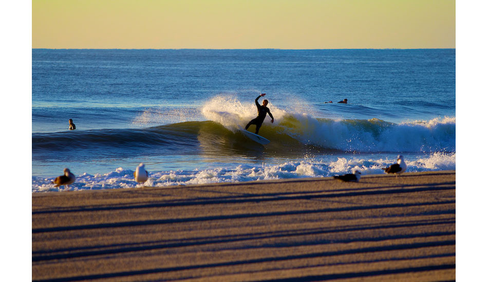 Doug Henderson wrapping and early morning cutty to get his blood flowing. Photo: <a href=\"http://bencurriephoto.zenfolio.com/\">Ben Currie</a>