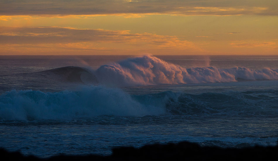 A solid swell, sunset and offshores winds. This was a great day.  Photo: <a href=\"http://www.benleephoto.com.au/home/\">Ben Lee</a>