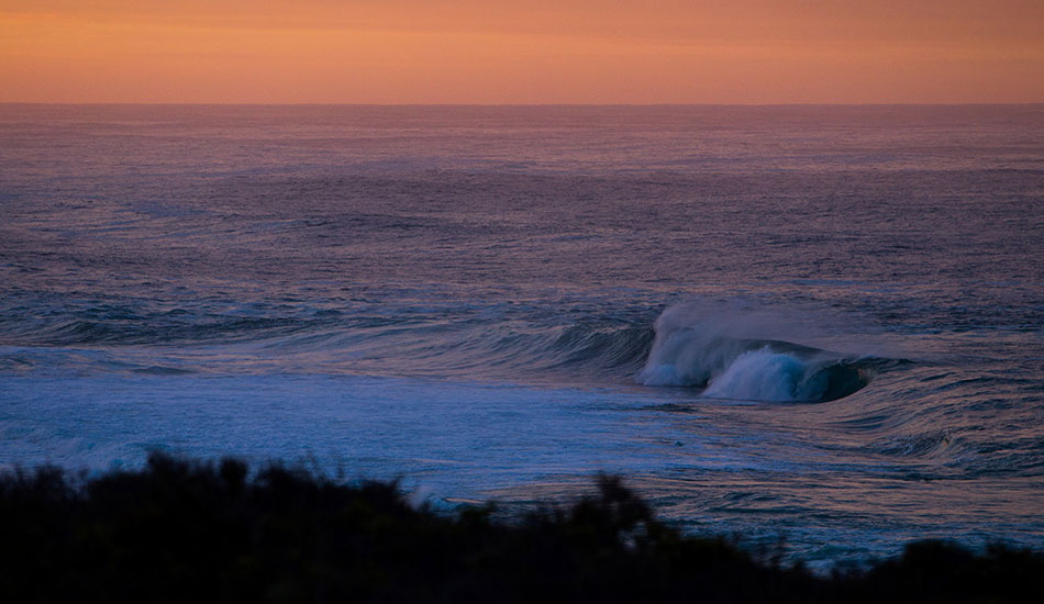 Another sunrise photo at a usually empty wave. Photo: <a href=\"http://www.benleephoto.com.au/home/\">Ben Lee</a>