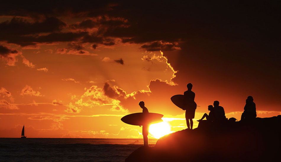  Golden hour. Photo: <a href=\"http://mattdunbar.com.au/\">Matt Dunbar</a> from <a href=\"http://www.theinertia.com/surf/rewinding-2013-photos-from-an-epic-year/\" target=\"_blank\">Rewinding an Epic Year</a>