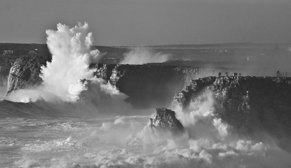 Stay away from those cliffs! Photo: Andre Rapala from <a href=\"http://www.theinertia.com/surf/hercules-hammers-portugal/\" target=\"_blank\">Hercules Hammers Portugal</a>