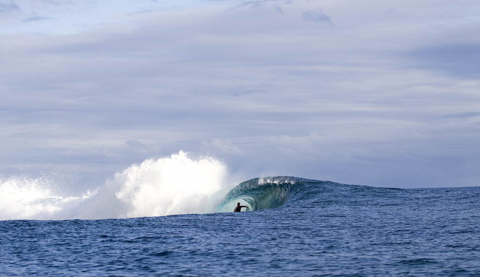 This is Teahupoo. Even small, it\'s one of the most beautiful waves that I have ever seen. Image: <a href=\"http://www.luizblanco.com/Home.html\" target=\"_blank\">Blanco</a>