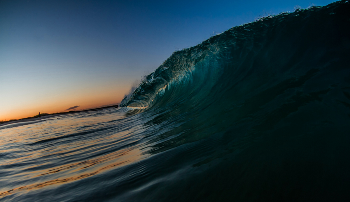 A thick clean wave roles through Main Beach, Forster NSW. Photo: <a href=\"http://brentonderooy.com/\">Brenton de Rooy</a>