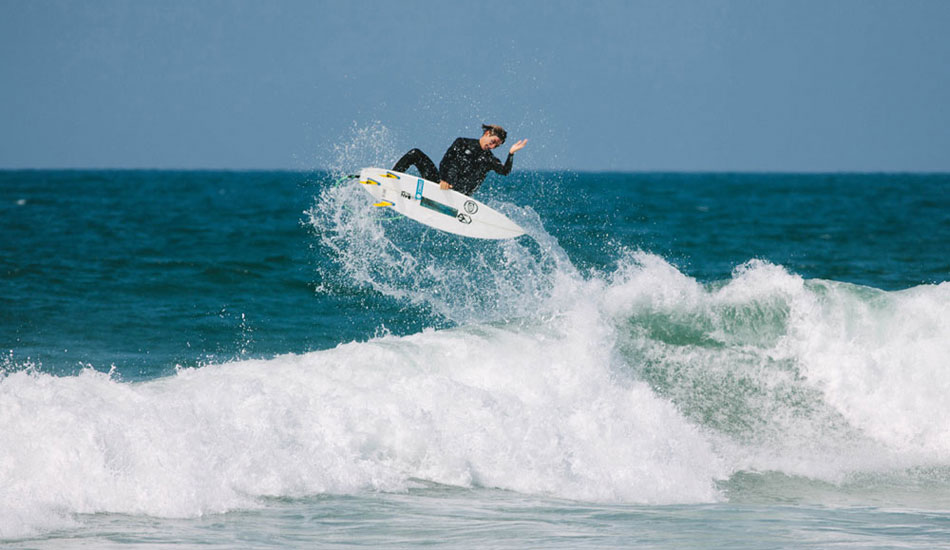 Hector Santamaria flying high through Newport Beach. Photo: <a href=\"http://iambrooks.com/\" target=_blank>Brooks Sterling</a>