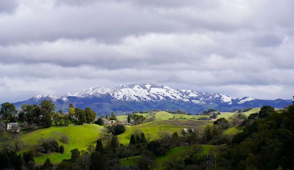 Mount Diablo has enough snow to ski on for the first time this Bay Area native can remember. Photo: <a href=\"https://www.instagram.com/sf_surf_shots/\" rel=\"noopener\" target=\"_blank\">Ross Warnlof</a>