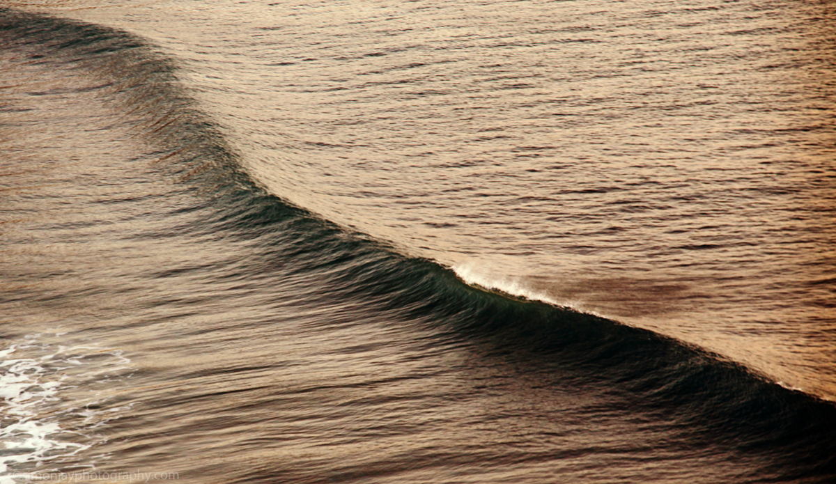 The Cornish coastline offers all kinds of waves and all kinds of ways to shoot them. Like the way this one is snaking its way inland. The Sidewinder. Photo: <a href=\"https://plus.google.com/102308141752801627777/posts\"> Simon Rickwood</a>