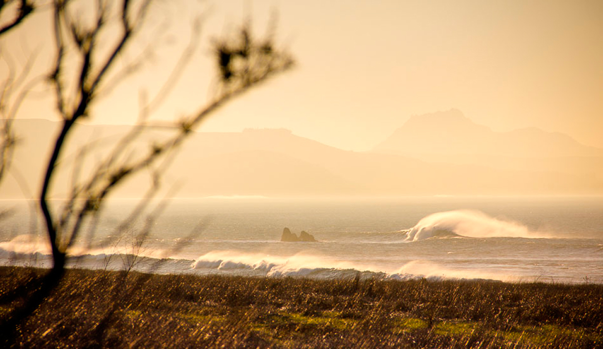 A sunrise freight train rolls through the a lonely Central California coastline. Photo: <a href= \"http://molyneuxphoto.com/\">Jean Paul Molyneux</a> 