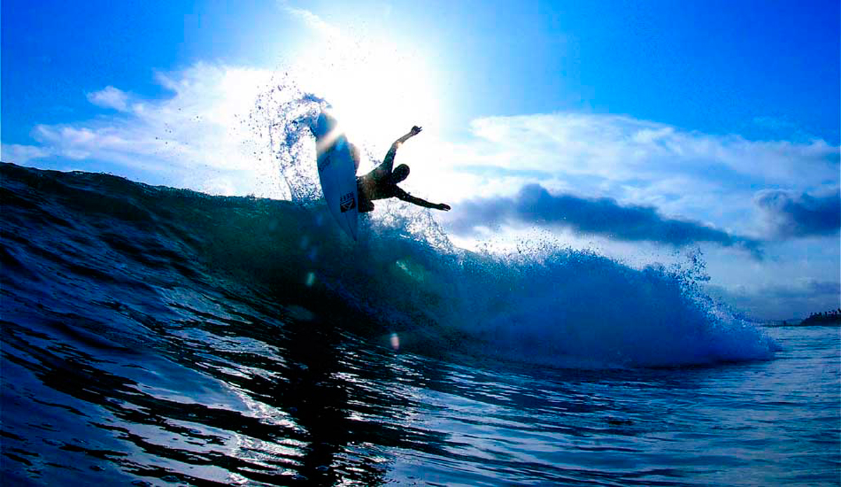 This is Kauai boy Dylan Goodale doing some sun salutations on a beautiful California day. Photo: Robb Wilson