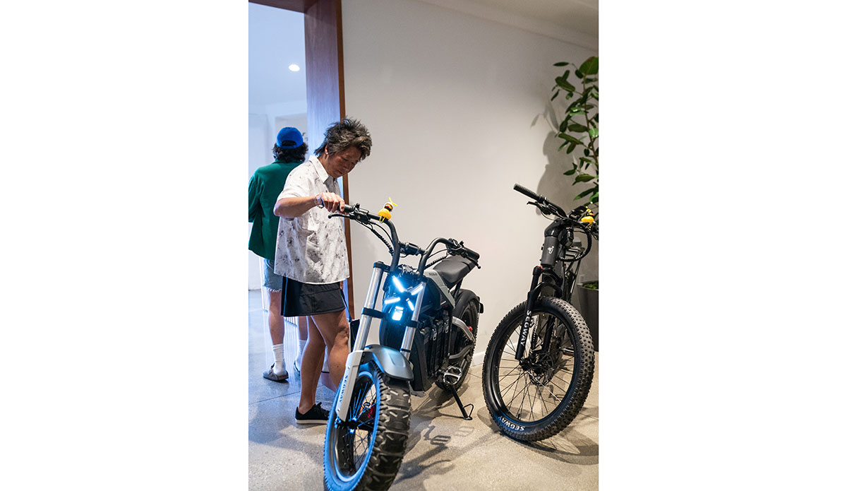 Segway had a few slick e-bikes on display. Photo: <a href=\"https://www.instagram.com/miahidema/\">Miah Idema</a>