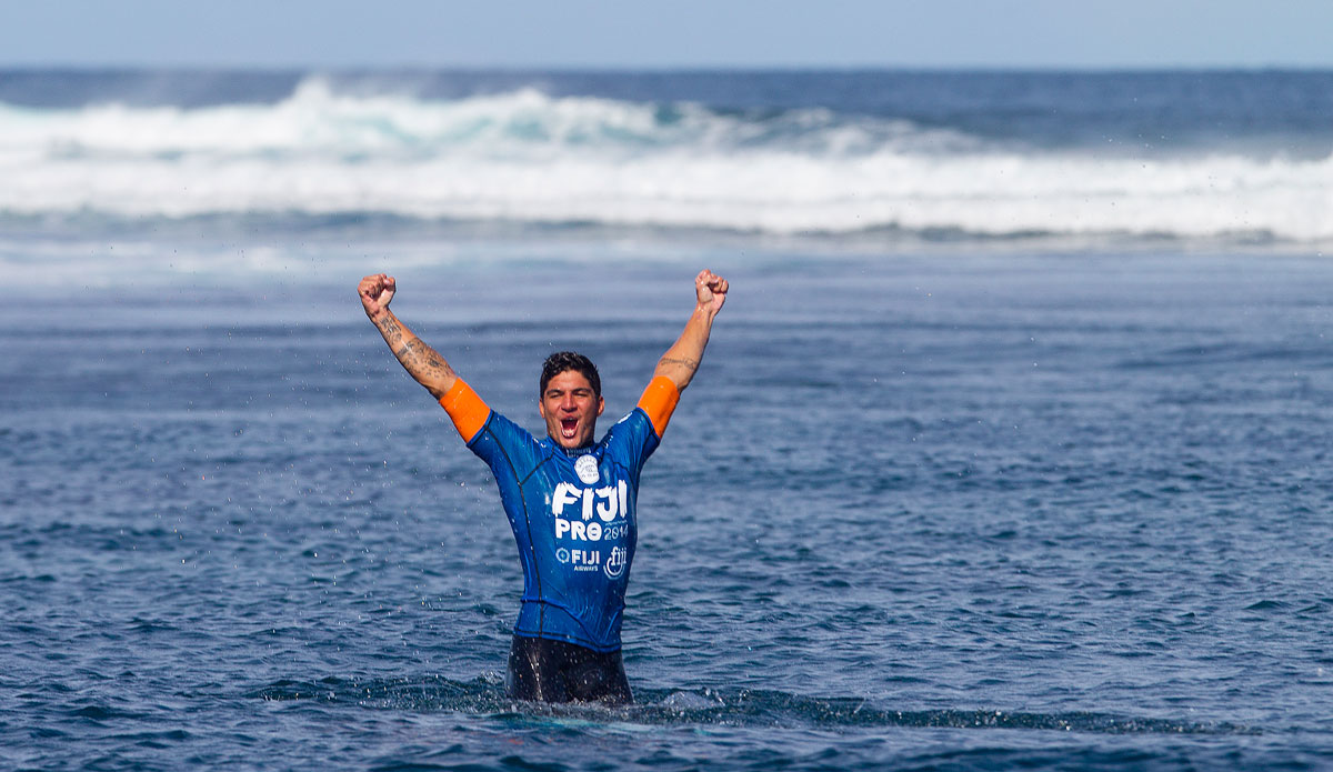 VICTORY! Gabriel Medina claims his win just after the horn sounds. Photo: <a href=\"http://www.aspworldtour.com/\">ASP | Robertson</a>