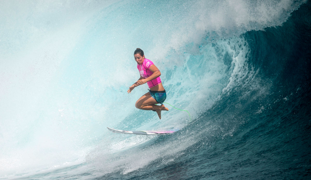 Tyler Wright bails out on the shallow reef at the Fiji Women\'s Pro 2014 - Wright advanced to Round 3 defeating Ella Williams (NZ). Photo: <a href=\"http://www.aspworldtour.com/\"> ASP</a>