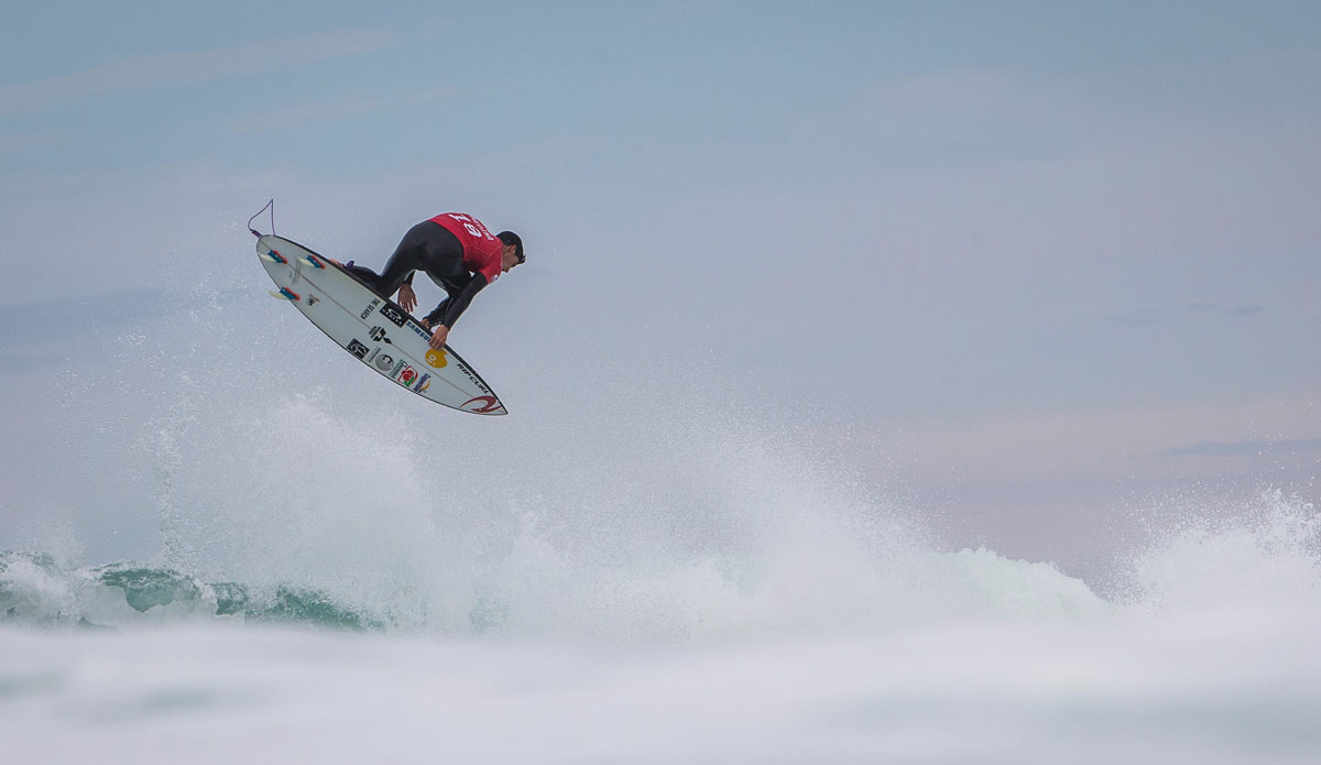 Gabriel Medina  of Brasil (pictured) advancing into the Quarterfinals, scoring a Perfect 10 during the Quiksilver Pro France. Photo: <a href=\"http://www.worldsurfleague.com/\">WSL</a>/<a href=\"https://instagram.com/damien_poullenot/\">Damien Poullenot</a>