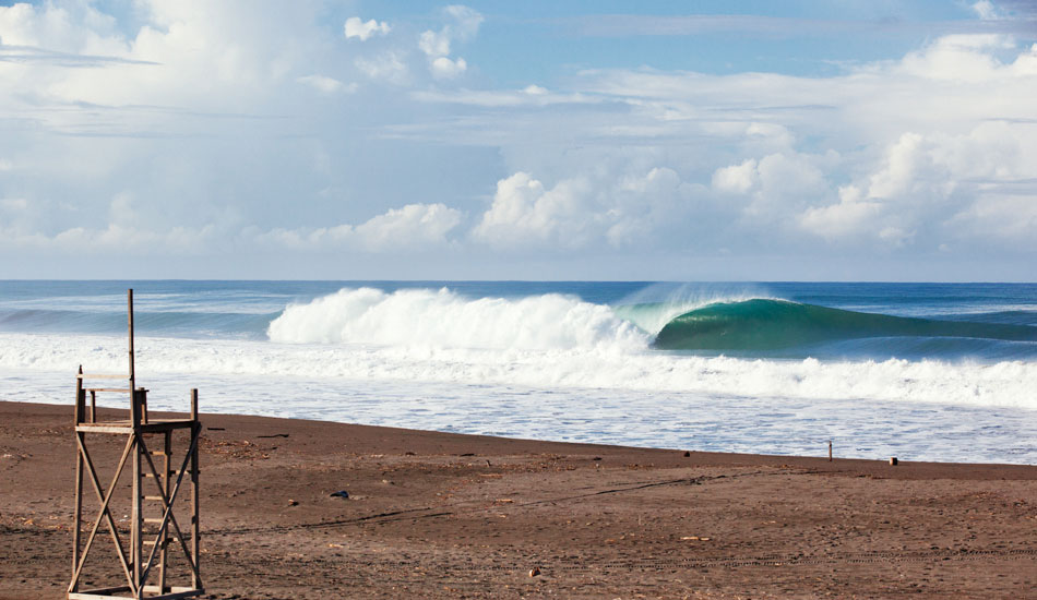 The first day we arrived to the Mexican pacific coast we were greeted by an absolutely thumping south swell. Photo: <a href=\"http://www.gaz-art.com/\">Gary Parker</a>