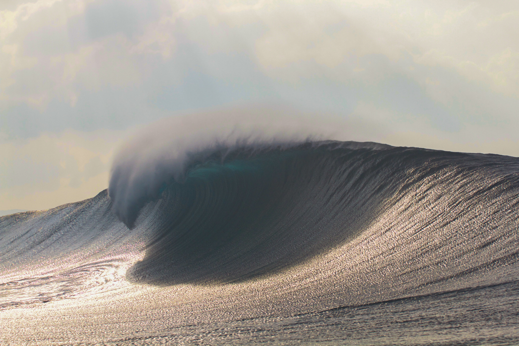 The El Niño winter  provided us with so many perfect swells. Here\'s a rare empty afternoon bomb. Photo: <a href=\"http://www.shigephoto.co/\">Gavin Shige</a>