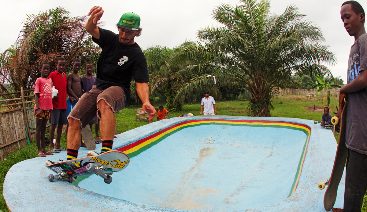 I’m not sure of the history, but there is a fun little bowl with a local crew on the outskirts of Busua. Photo: <a href=\"http://www.gregewingphoto.com/\"> Greg Ewing</a>