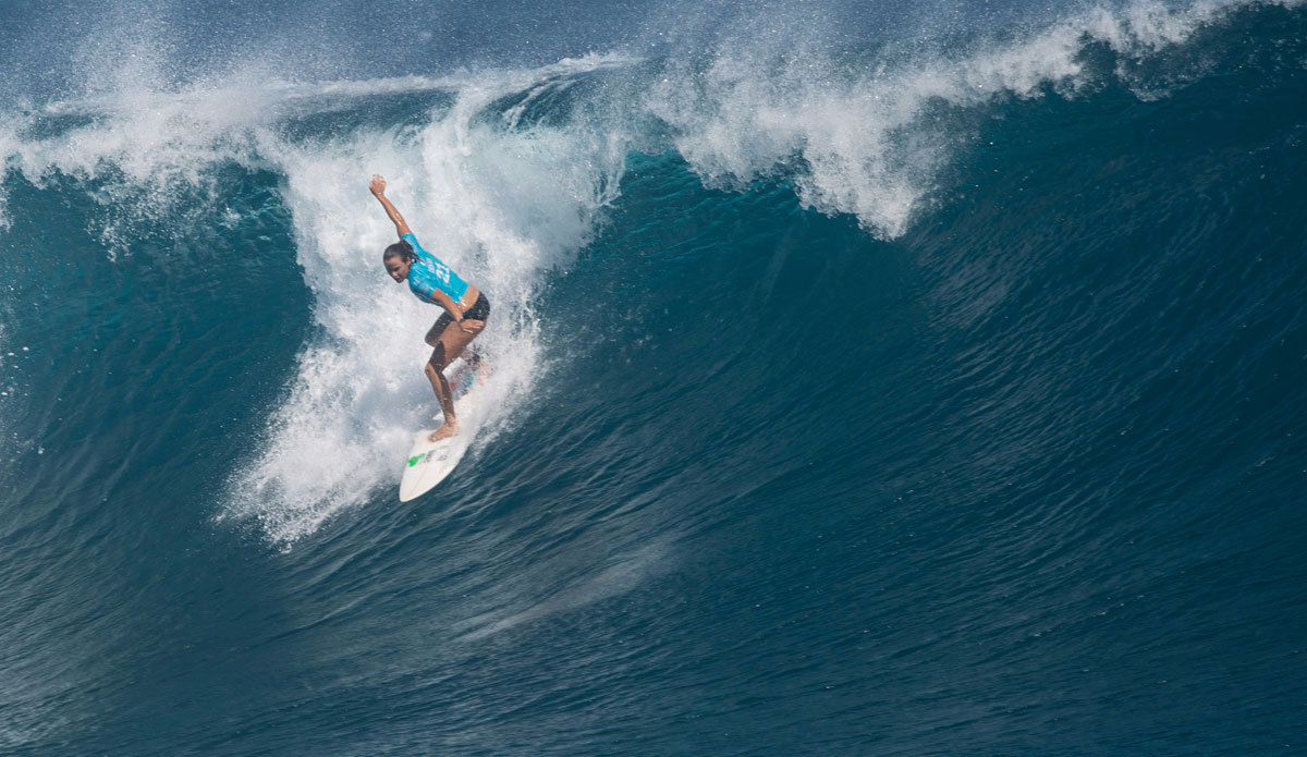 Joanne Defay of France takes big drop in Round 1 of the Fiji Women\'s Pro. Defay placed 2nd and goes into Round 2. Photo: <a href=\"http://www.worldsurfleague.com/\">World Surf League</a>