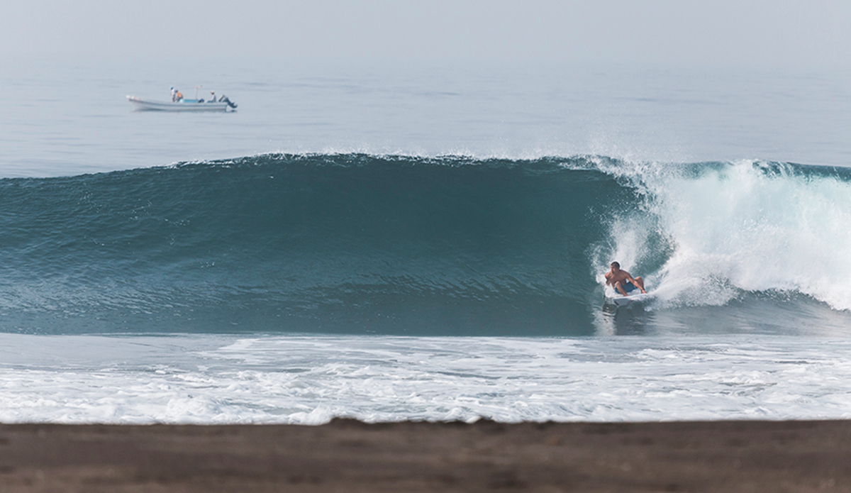 surfing 5ft waves