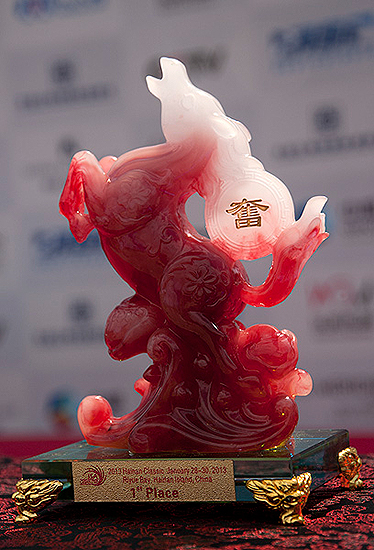 The winner of the Hainan Classic receives this beautiful trophy. Photo: ISA/Gonzales