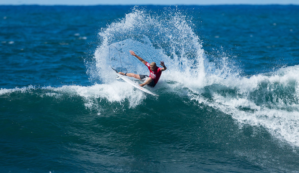  Mick Fanning advanced in second place behind heat winner Damien Hobgood. Fanning scored a near perfect 9.33 in his two wave heat tally. Photo: <a href=\"http://www.aspworldtour.com/\">ASP</a>/Cestari