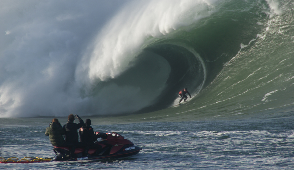 Chased by a beast at Mullaghmore Photo: Michal Czubala/<a href=\"https://www.facebook.com/OffshoreWatersportsMullaghmore\">Offshore Watersports Mullaghmore</a>