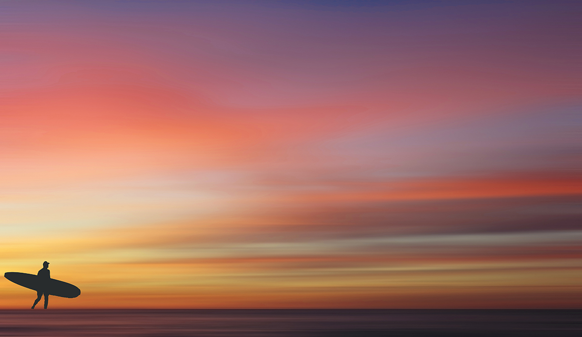 Over the dunes. Photo: <a href=\"http://www.hollytreephoto.com/\">Holly Shoebridge</a>