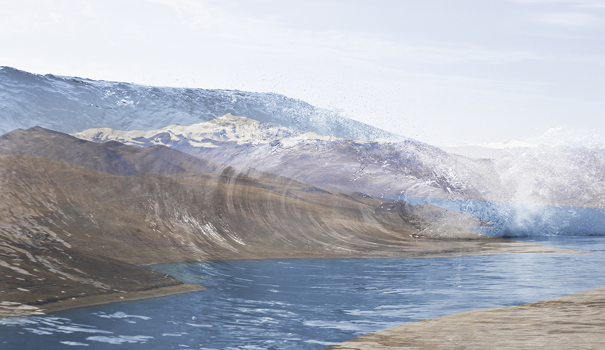 A Tibetan mountain pass and a Sydney grinder. Photo: <a href=\"http://www.hollytreephoto.com/\">Holly Shoebridge</a>