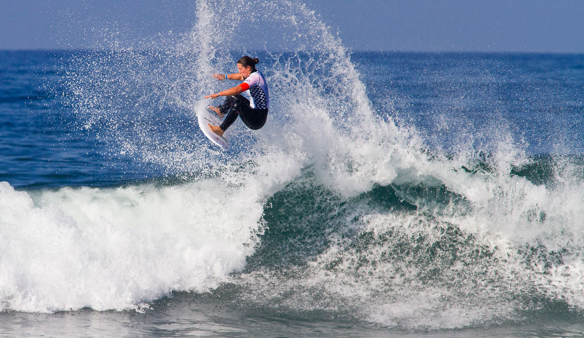 Tyler Wright (AUS), 20, current ASP World No. 4, was in devastating form against fellow Australian Laura Enever (AUS), 22. Wright proved to be the standout of the Round, quickly belting an excellent 9.00 for a series of committed turns followed by a clean frontside air for an 8.67. Wright’s efforts left Enever in a combination situation and she secured a convincing Quarterfinals berth. 

“Yesterday I didn’t catch a lot of waves and Malia (Manuel) went to town, but even then I still felt confident,” said Tyler Wright. “I always love surfing against Carissa (Moore) and we always seem to meet up. Generally we’re on the other side of the draw and meet up in Final. She’s a phenomenal surfer and is always kicking my butt. I’m going to go out there and do my thing and hopefully it’ll be entertaining.” Photo: ASP/ Morris