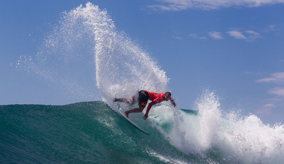 Wiggolly Dantas (BRA) placed first in his round 2 heat and advanced into round 3. Photo: <a href=\"http://www.worldsurfleague.com/\">WSL/<a href=\"https://instagram.com/nomadshotelsc/\"</a>/Rowland</a>