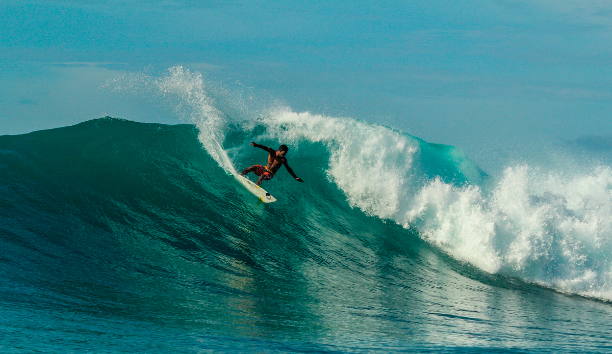 Take advantage of the perfect waves. Because you’re surfing over reef, the waves will tend to be very similar, if not identical to each other. Try different techniques on each wave and try to improve your surfing. Photo: Courtesy of Hunter Jones